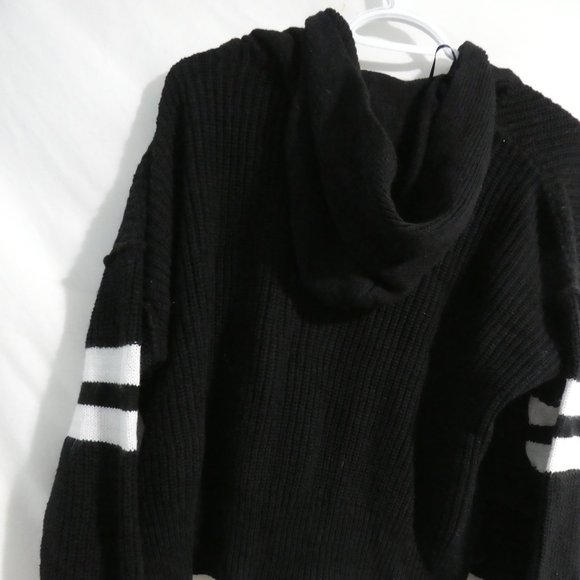 RETROD, medium, hooded striped black and white knit sweater - Picture 12 of 16